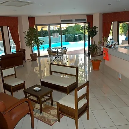 Avos Hotel 4*